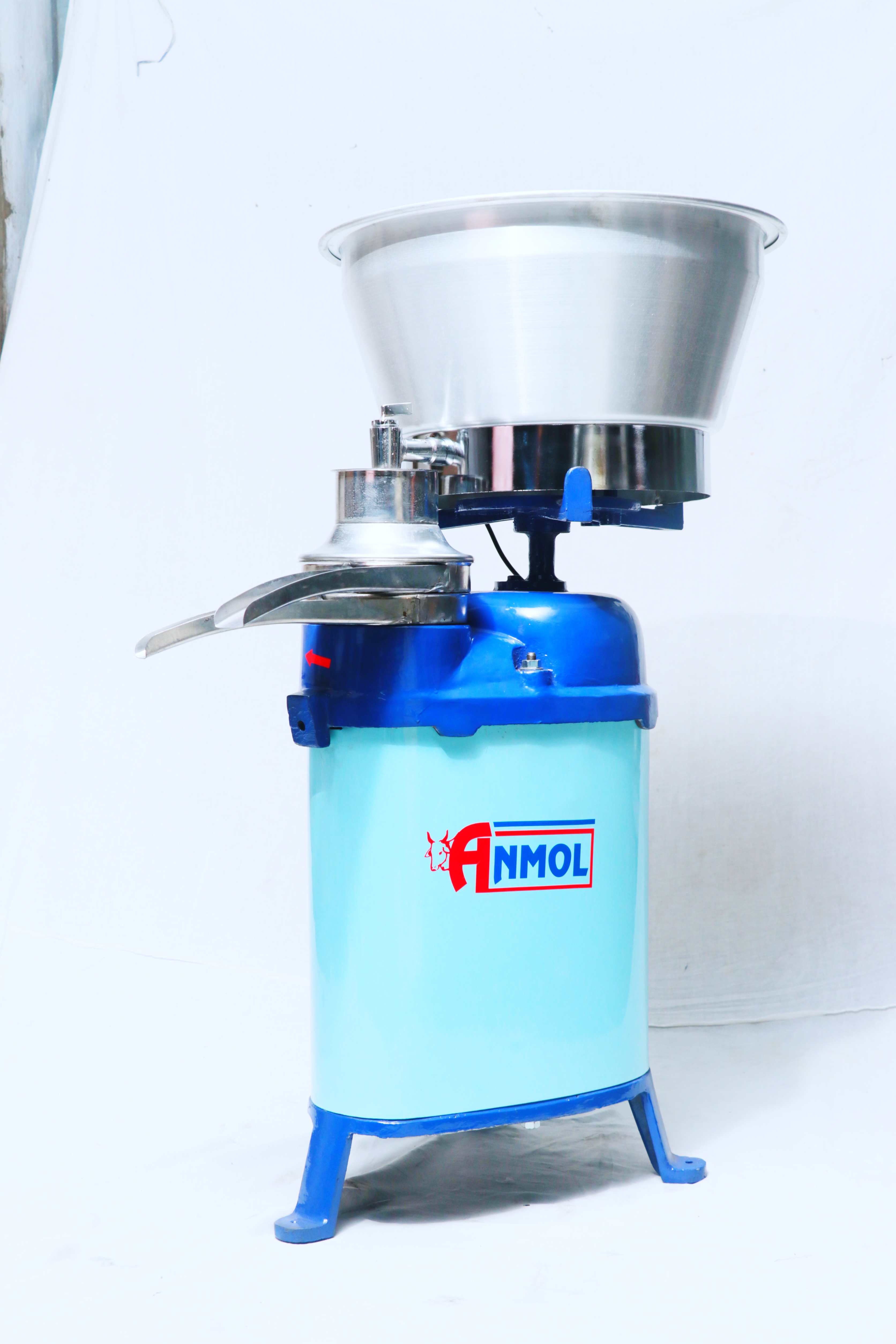 CREAM SEPARATOR MACHINE